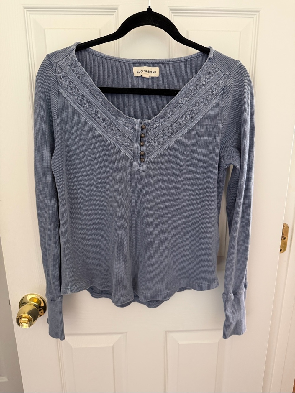 Lucky Brand Periwinkle Blue Long Sleeve Waffle Henley Size Large FLAWS